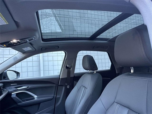 Certified 2025 Audi Q5 Premium Plus w/ Premium Plus image 23
