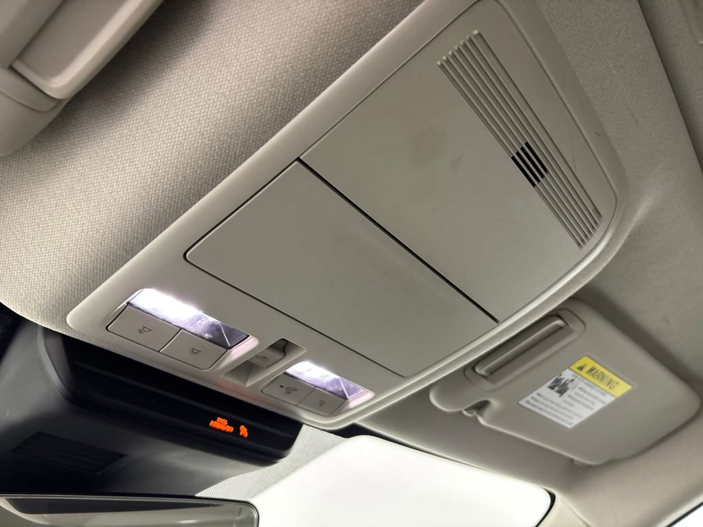 Used 2022 MAZDA CX-30 AWD 2.5 S w/ Premium Package image 25