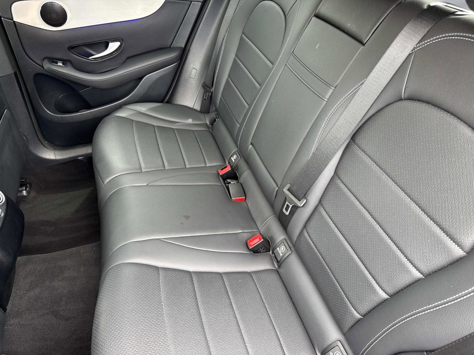 Used 2022 Mercedes-Benz GLC 300 image 13