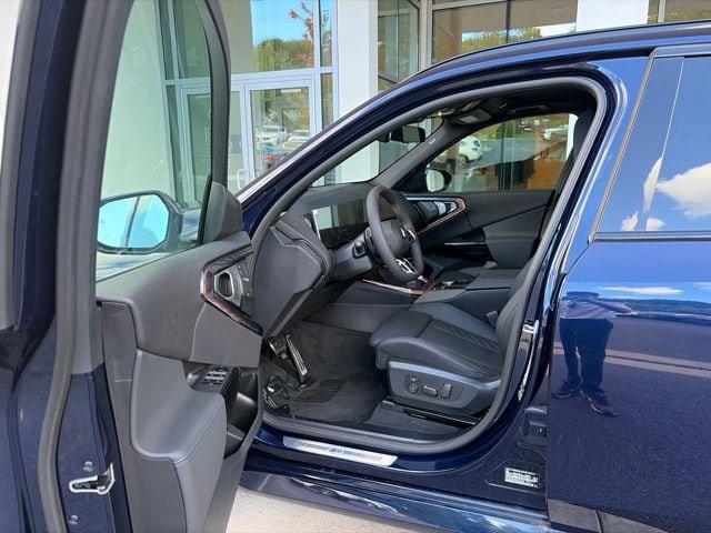 New 2026 BMW X3 xDrive30i w/ Premium Package AWD/4WD image 12