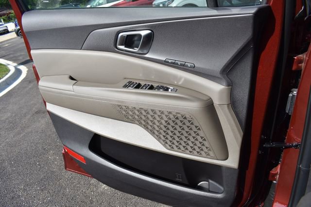 New 2026 Kia Carnival EX FWD image 37