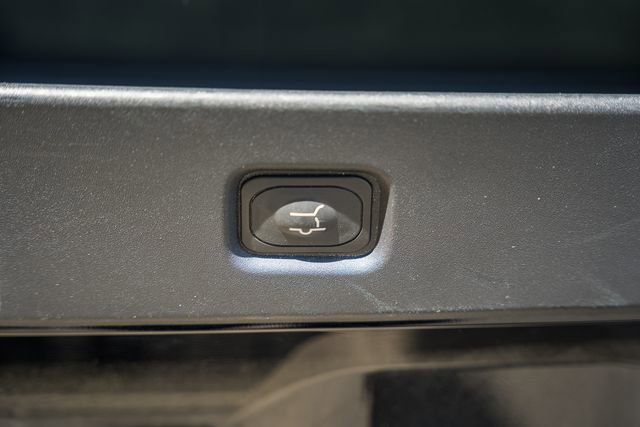 Used 2025 Ford Expedition Active image 16