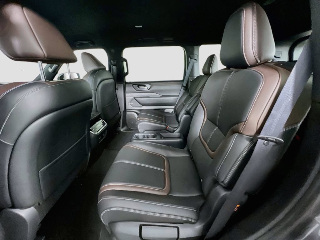 New 2026 Nissan Armada SL w/ Captain's Chari Seat Package AWD/4WD image 23