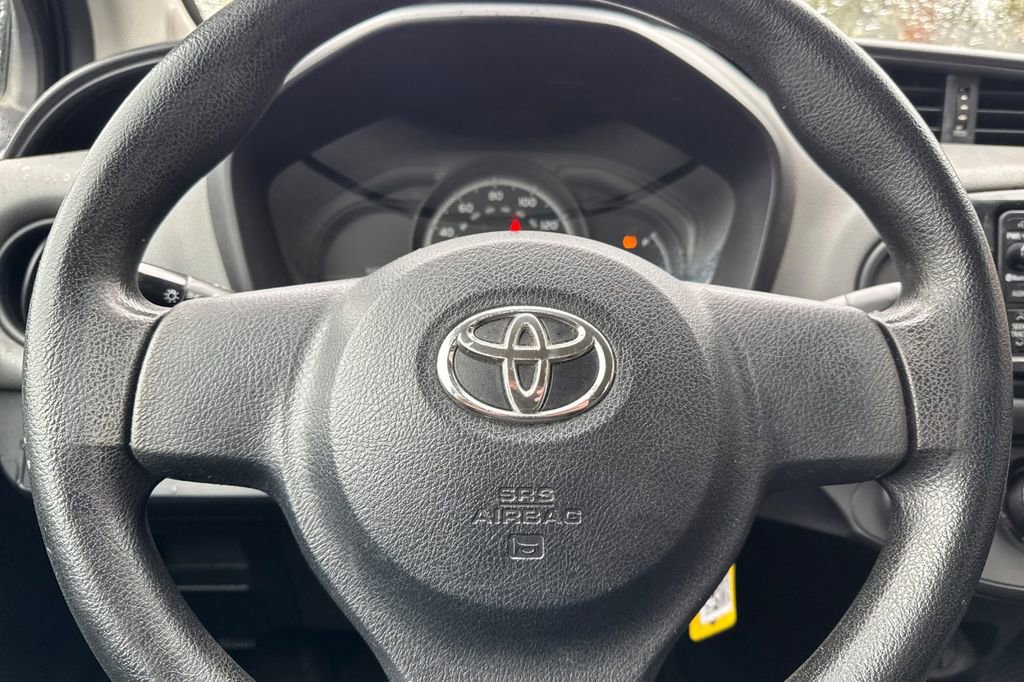 Used 2015 Toyota Yaris L FWD image 21