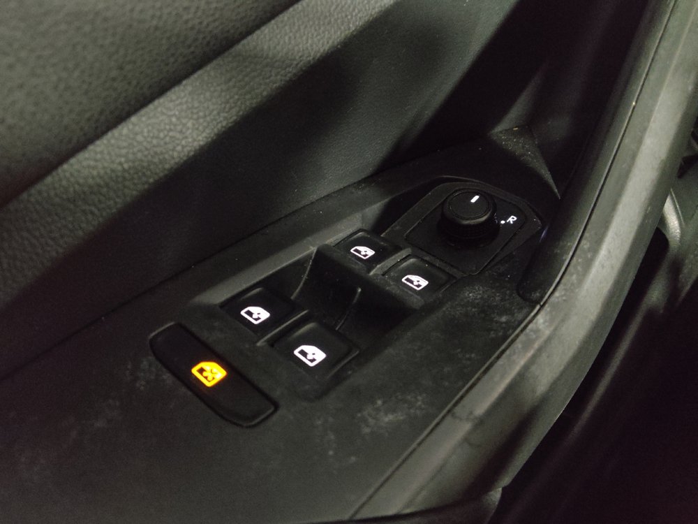 Used 2019 Volkswagen Jetta S FWD image 27