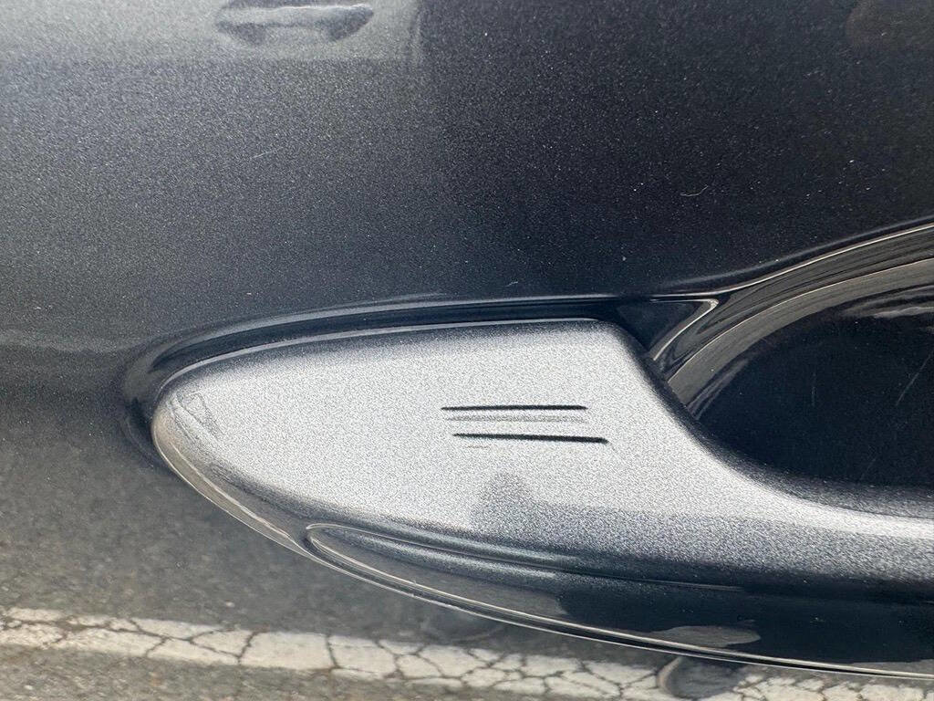 Used 2018 Toyota RAV4 SE image 41