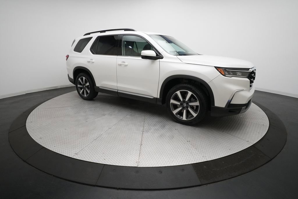 Certified 2024 Honda Pilot Touring image 38