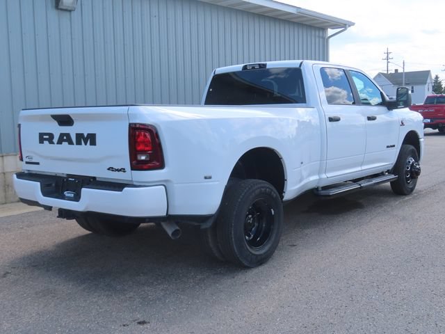 New 2026 RAM 3500 Big Horn AWD/4WD image 3