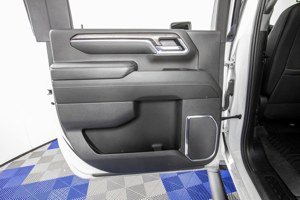 Used 2024 Chevrolet Silverado 2500 LTZ w/ LTZ Plus Package image 13