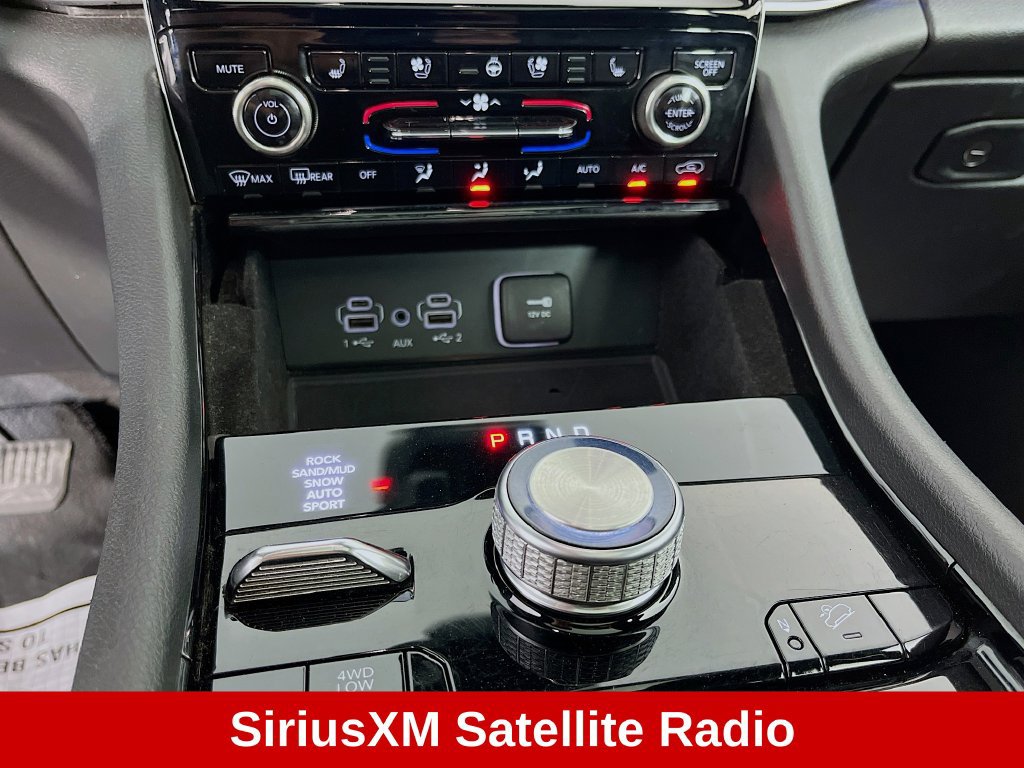 Used 2021 Jeep Grand Cherokee L Overland w/ Luxury Tech Group IV AWD/4WD image 24