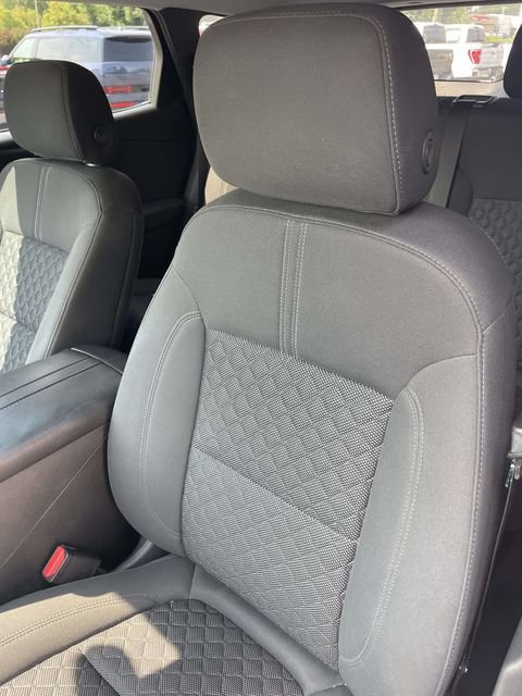 Used 2022 Chevrolet Blazer LT FWD image 17