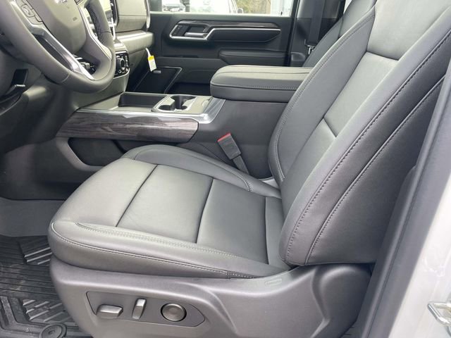 New 2026 Chevrolet Silverado 2500 LTZ w/ LTZ Plus Package AWD/4WD image 12