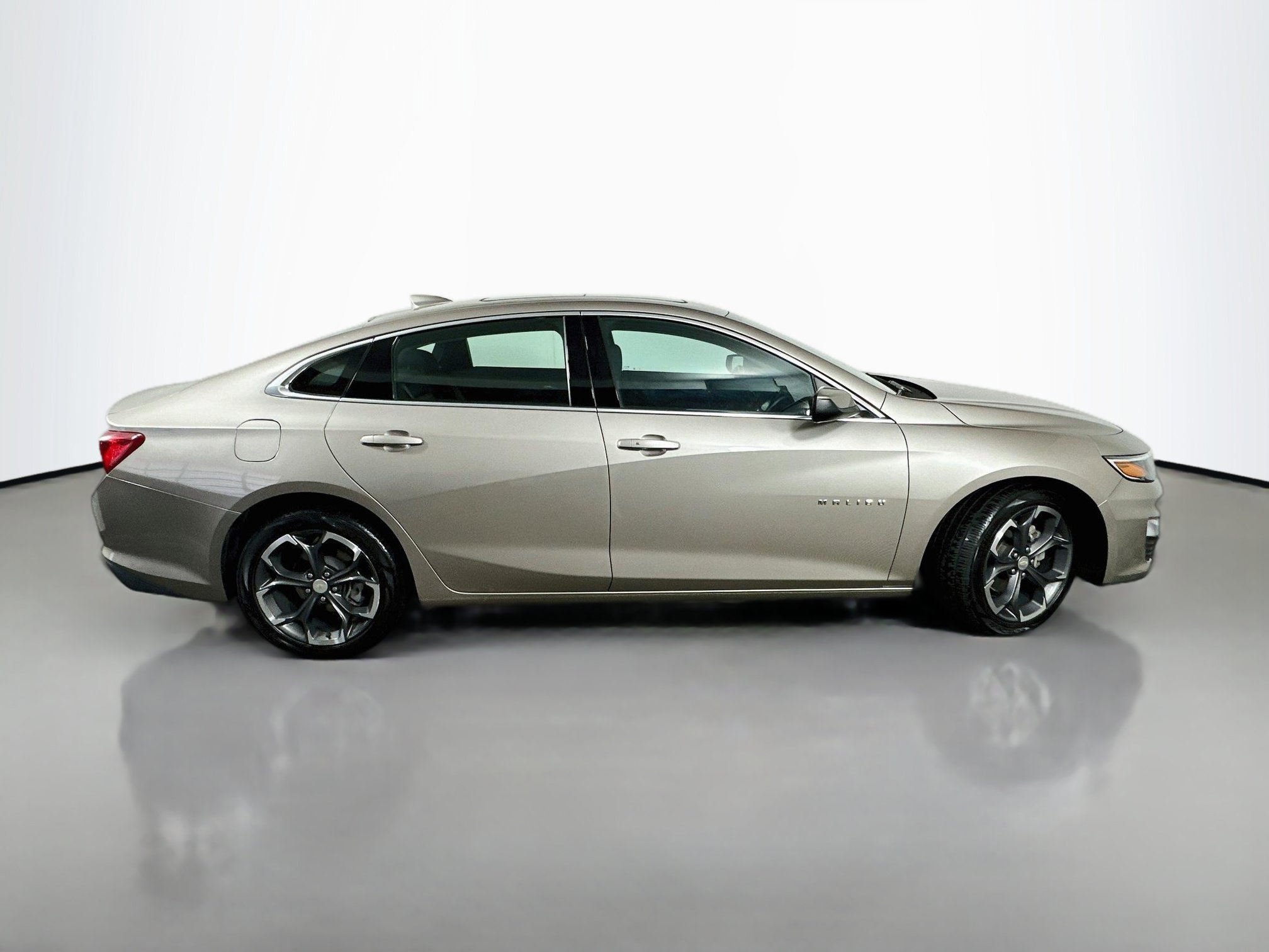 Used 2023 Chevrolet Malibu LT FWD image 8