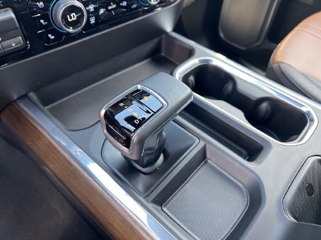 Certified 2025 Chevrolet Silverado 1500 High Country AWD/4WD image 23