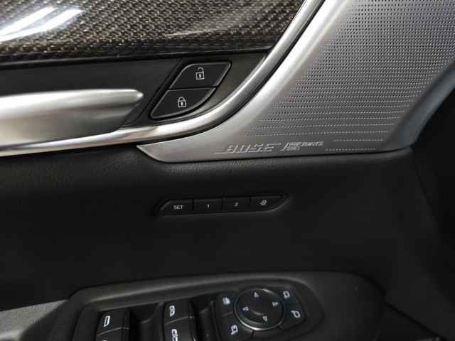 Certified 2024 Cadillac XT5 Sportv w/ Technology Package AWD/4WD image 17