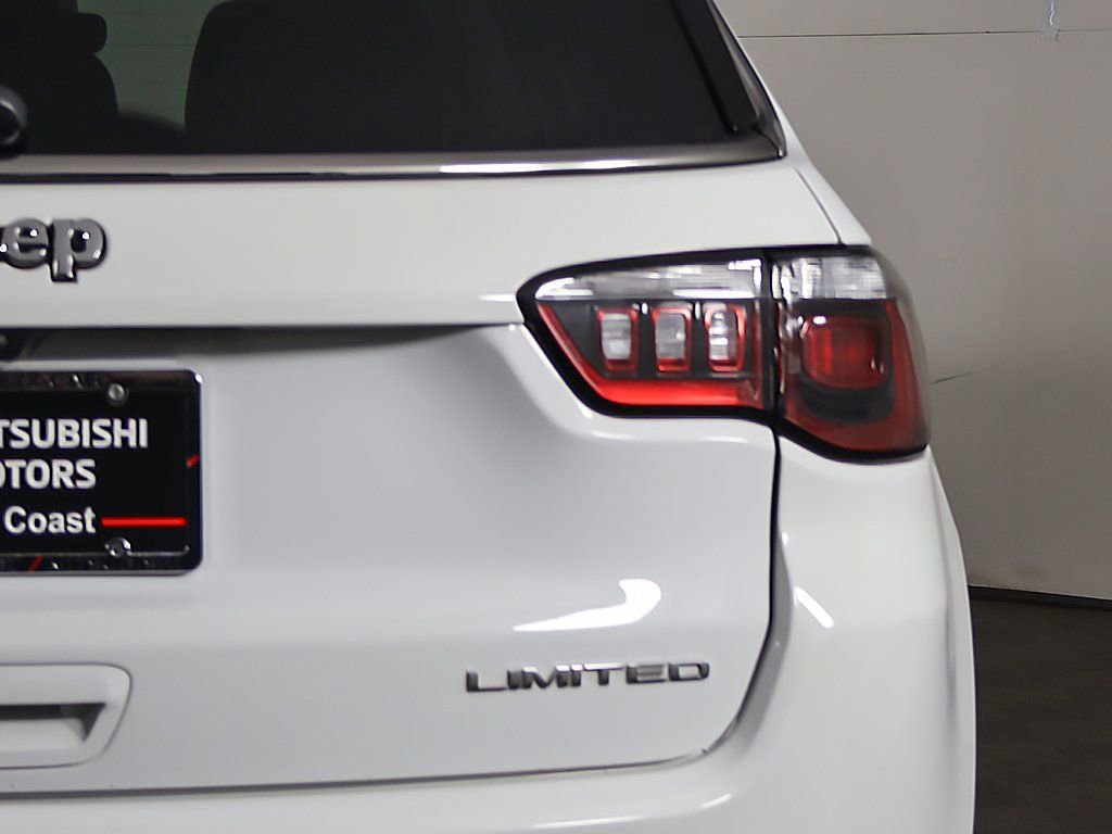 Used 2022 Jeep Compass Limited image 16