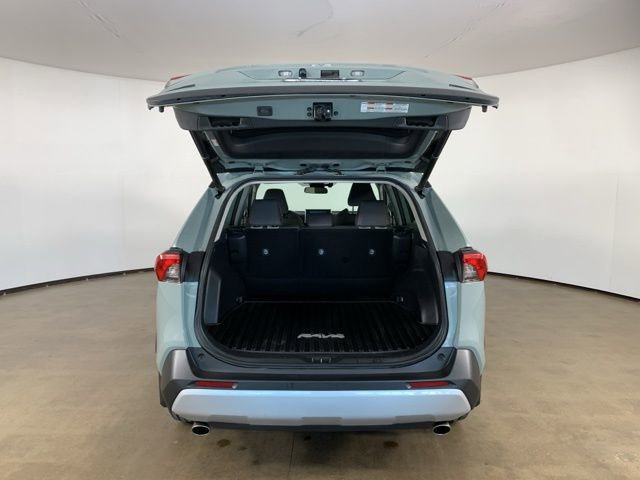 Used 2020 Toyota RAV4 Adventure w/ Convenience Package image 12