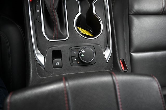 Used 2022 Chevrolet Traverse RS image 21