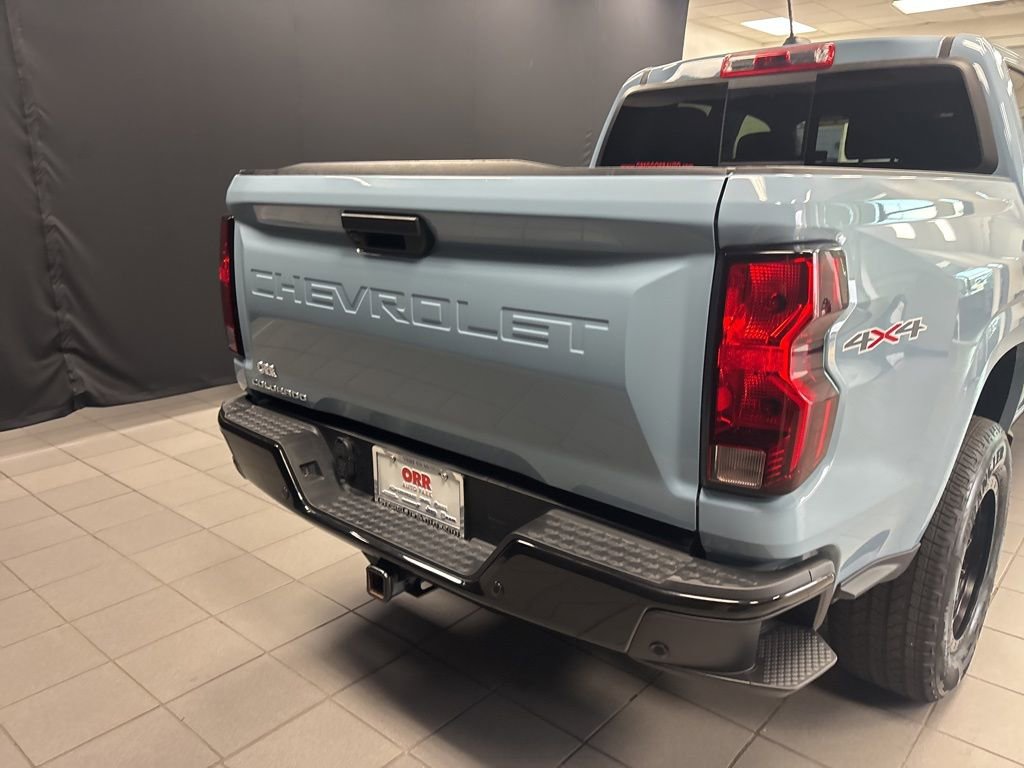 Used 2025 Chevrolet Colorado W/T w/ Advanced Trailering Package image 4