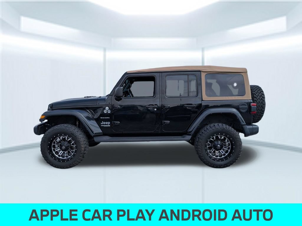 Used 2022 Jeep Wrangler Unlimited Sahara w/ LED Lighting Group AWD/4WD image 2