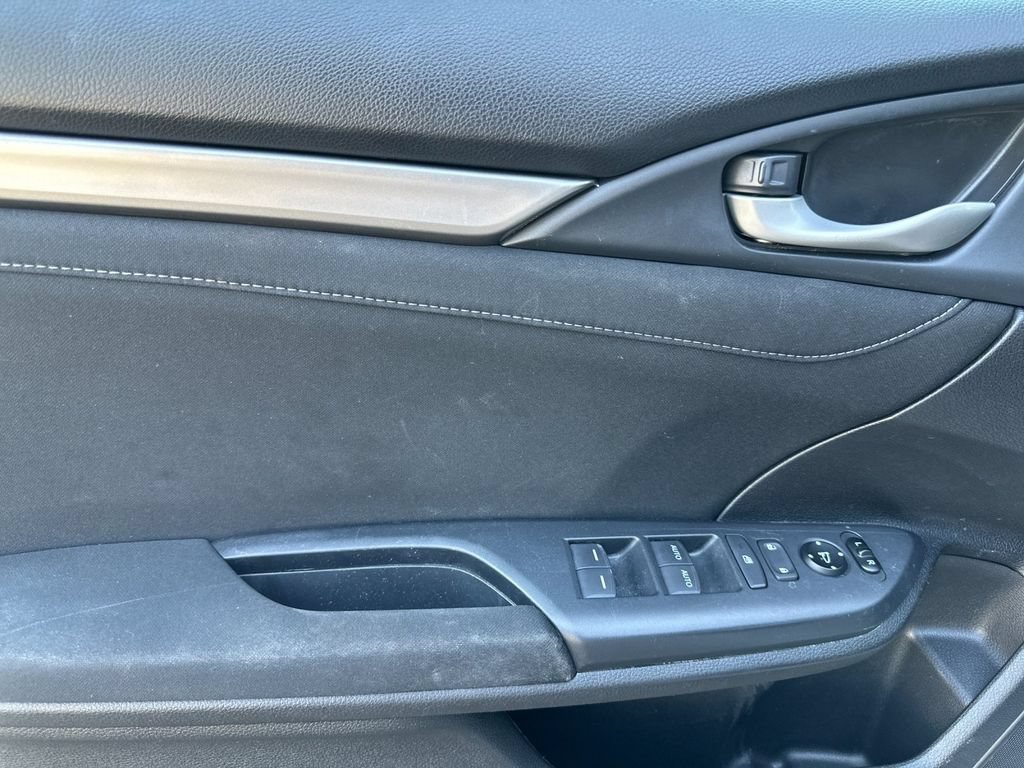 Used 2017 Honda Civic EX image 10