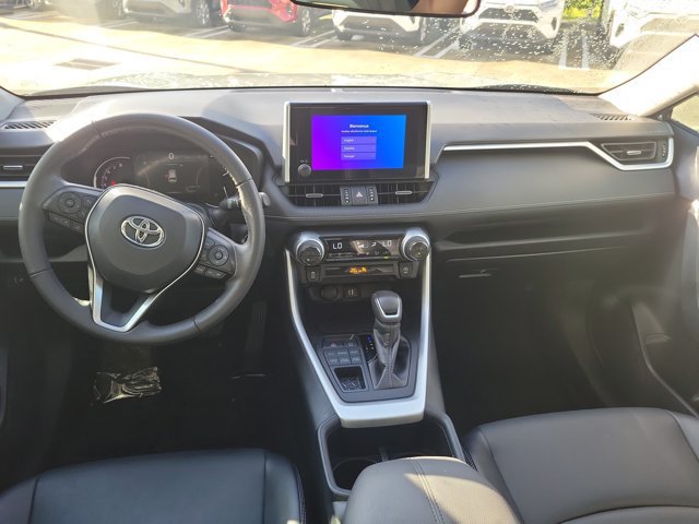 Certified 2023 Toyota RAV4 XLE Premium AWD/4WD image 17