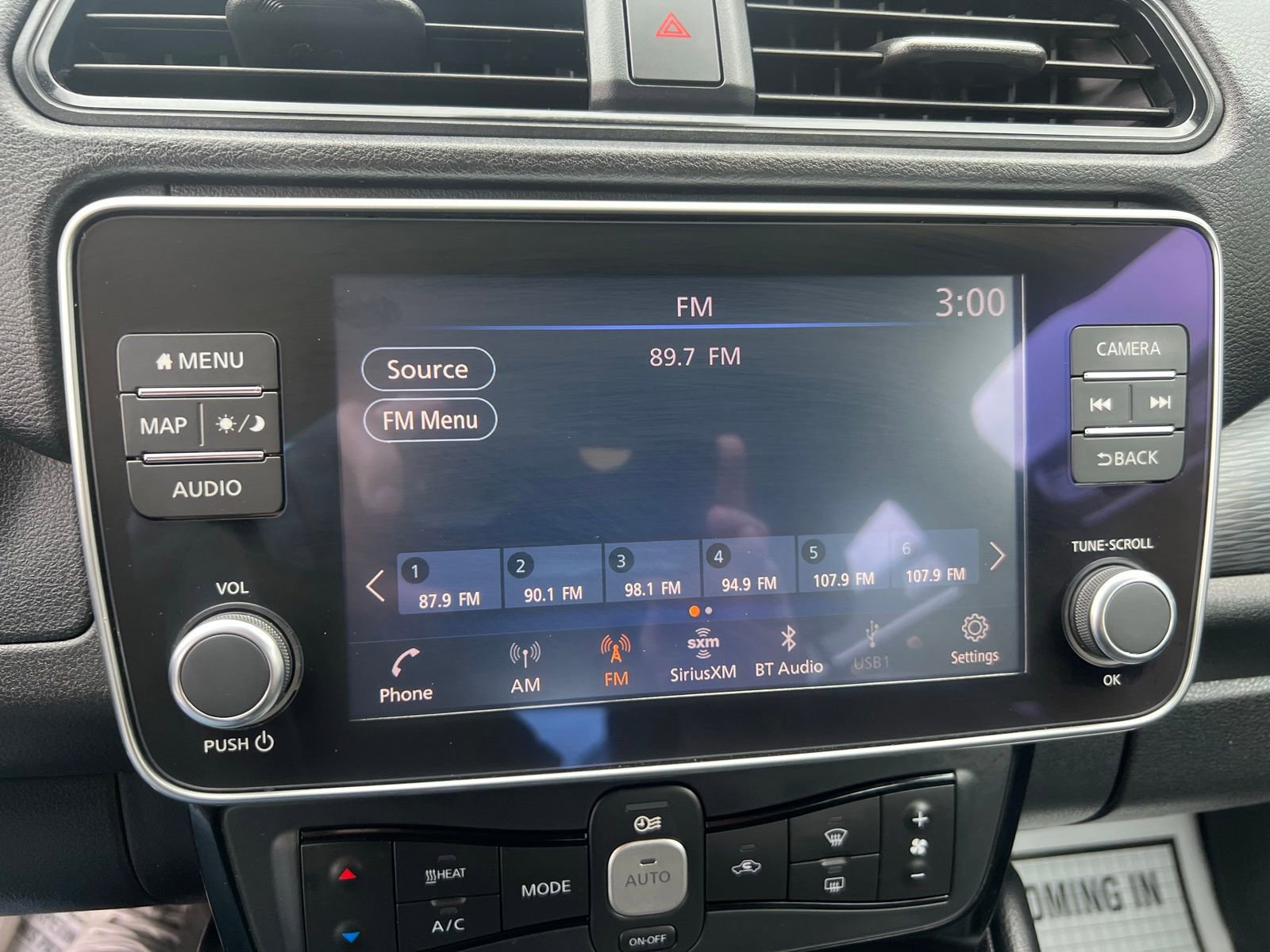 Used 2021 Nissan Leaf SL Plus FWD image 27