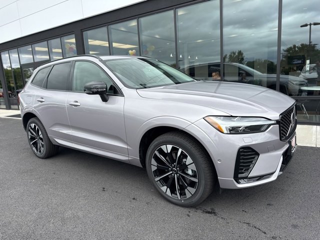 New 2026 Volvo XC60 B5 Plus w/ Protection Package Premier