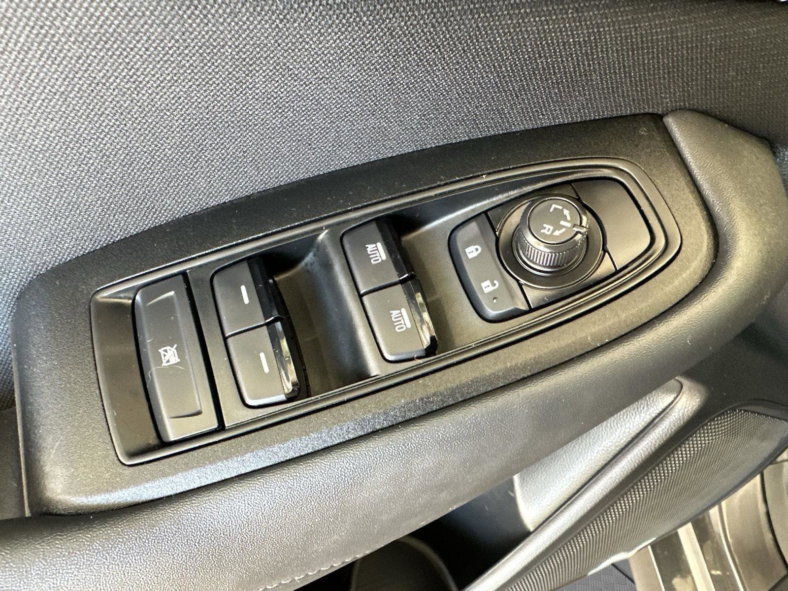 Used 2023 Subaru Legacy image 7