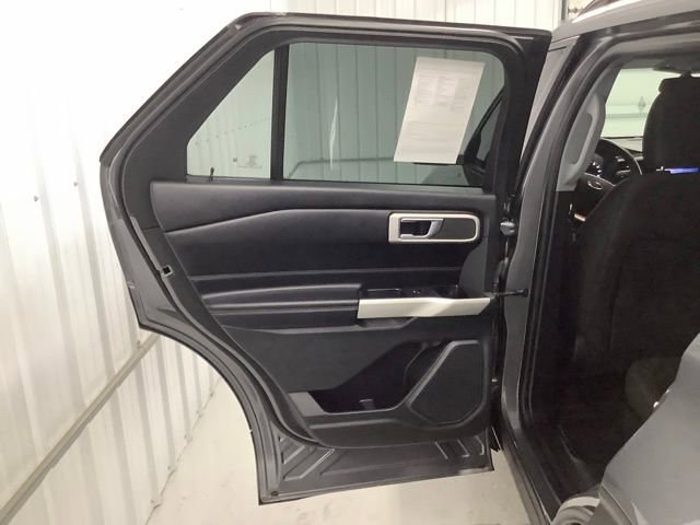 Used 2021 Ford Explorer XLT w/ Class III Trailer Tow Package image 13