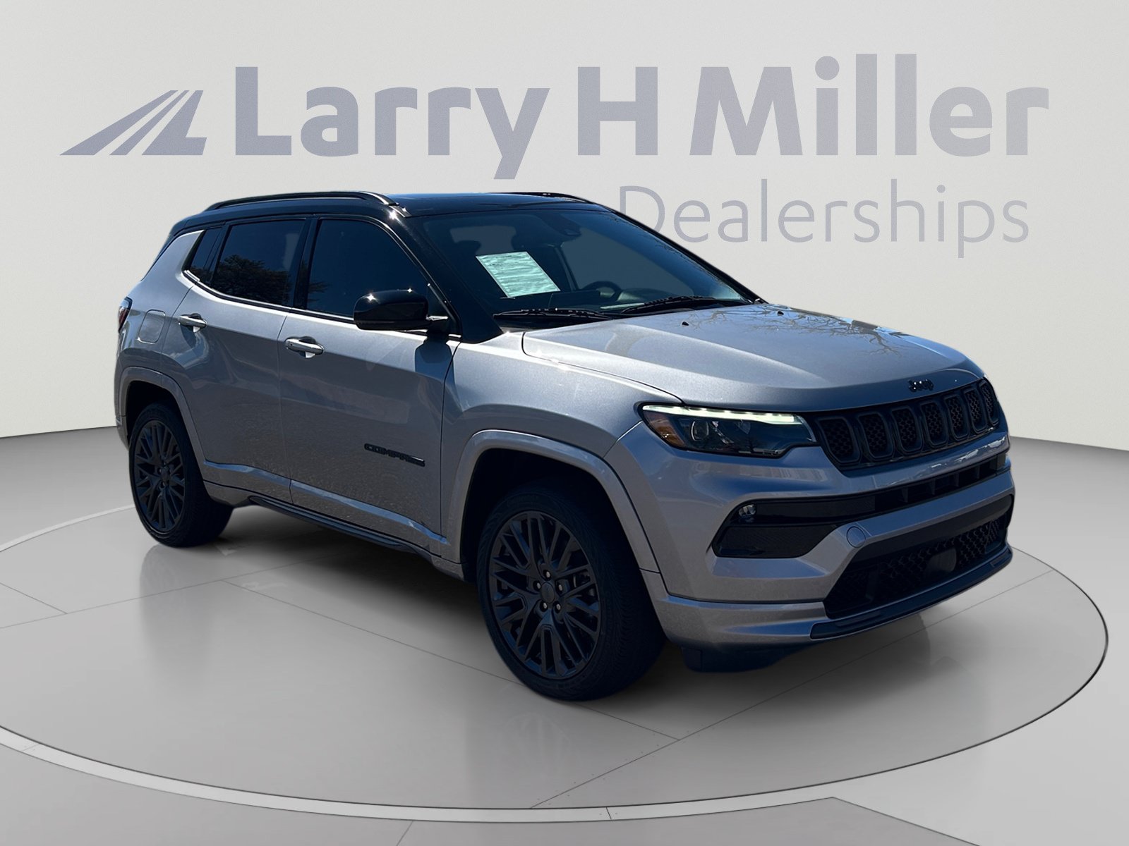 Used 2024 Jeep Compass Limited w/ High Altitude Package AWD/4WD image 7