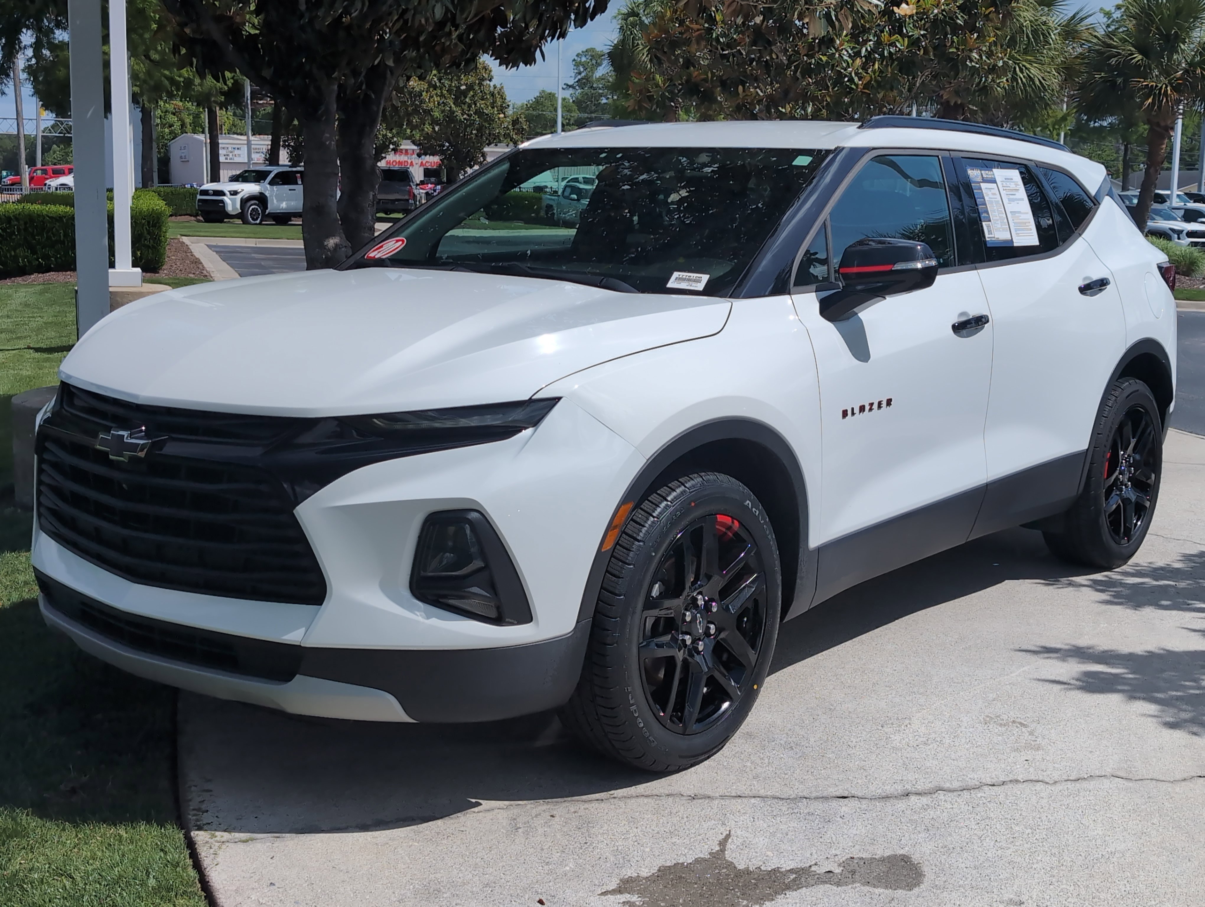Used 2020 Chevrolet Blazer LT w/ Redline Edition FWD image 5