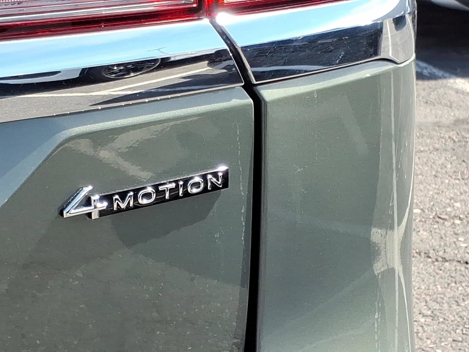 New 2026 Volkswagen Atlas SEL Premium R-Line image 9