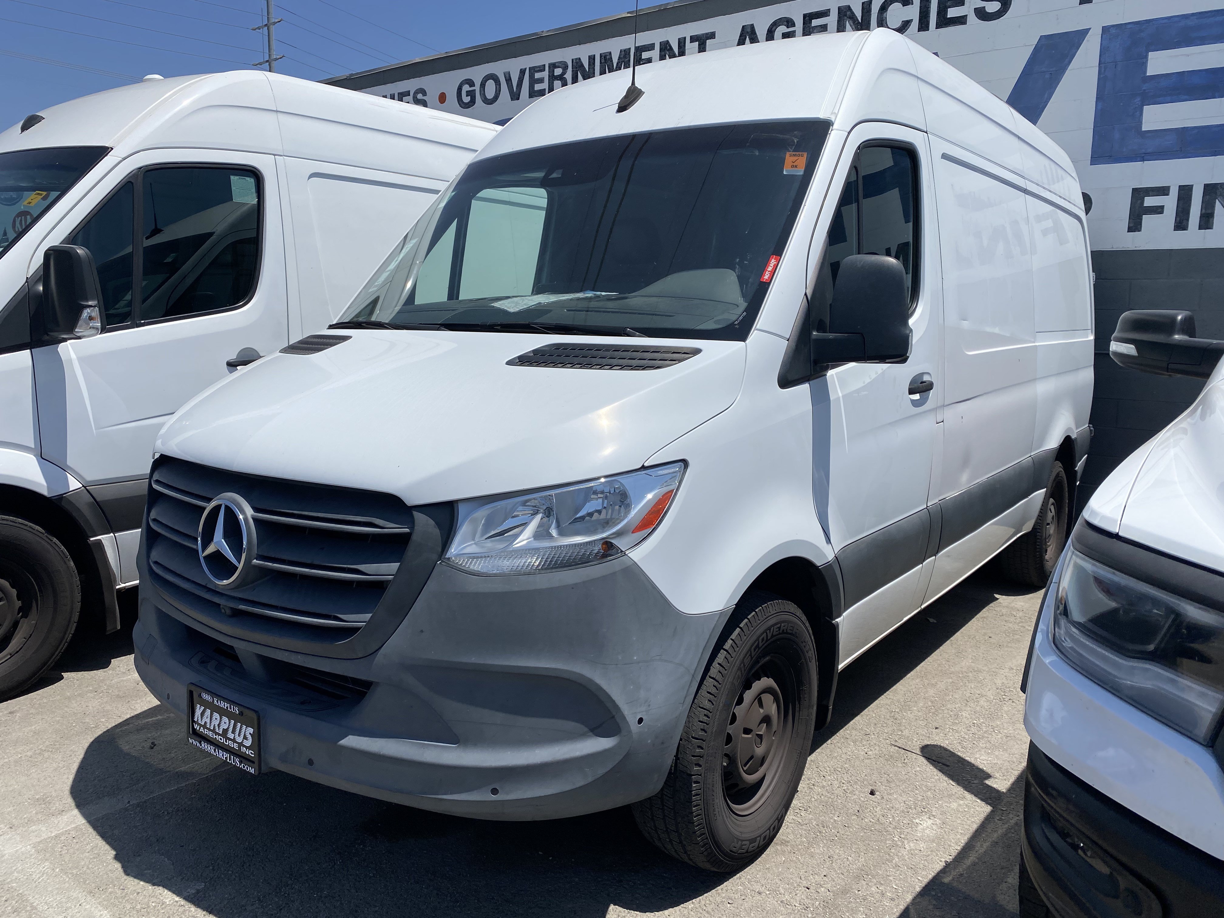 Used 2021 Mercedes-Benz Sprinter 2500 w/ Premium Plus Package image 2