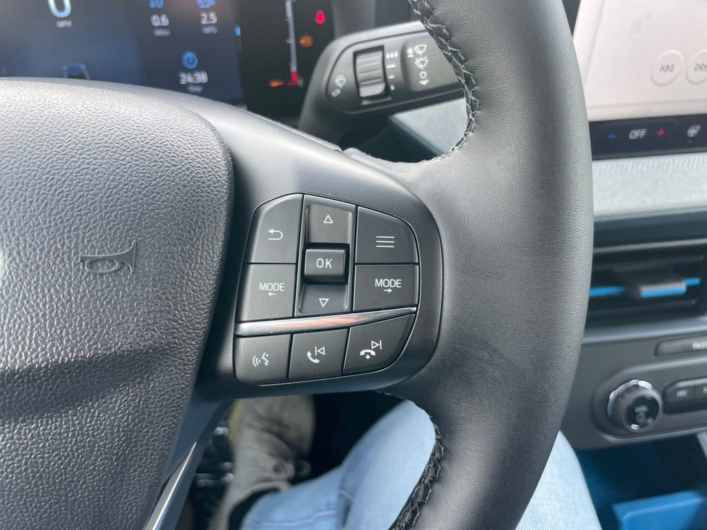 New 2026 Ford Maverick XLT w/ XLT Luxury Package image 25