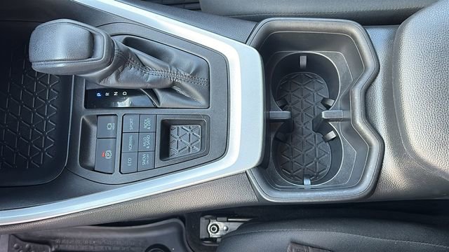 Used 2023 Toyota RAV4 LE image 15