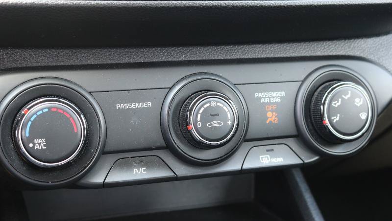 Used 2020 Kia Forte LXS FWD image 12