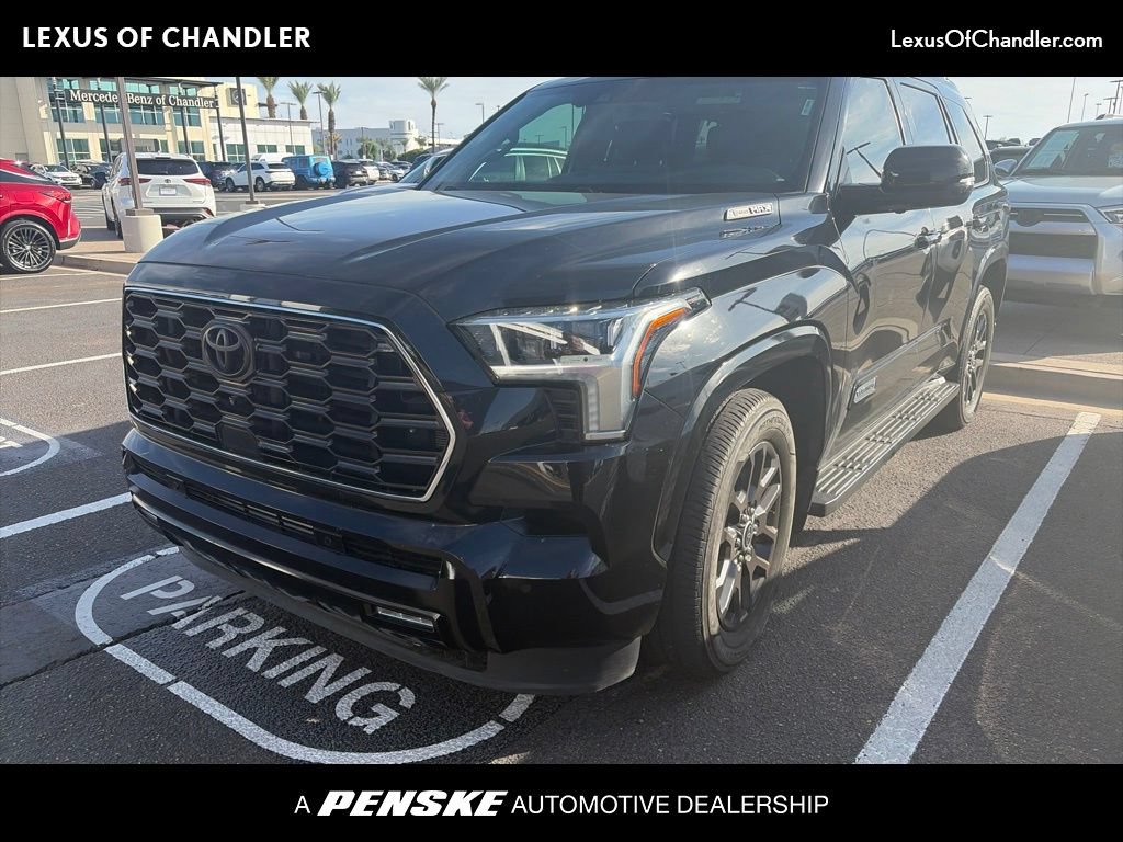 Used 2023 Toyota Sequoia Platinum AWD/4WD image 1