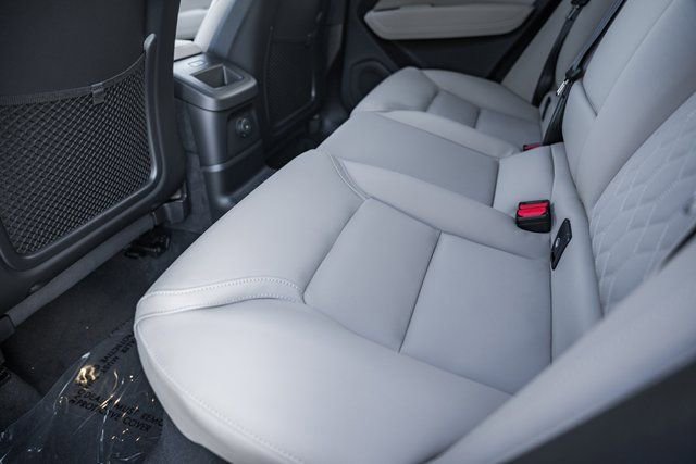 New 2026 Volvo XC60 T8 Plus w/ Protection Package Premier image 31