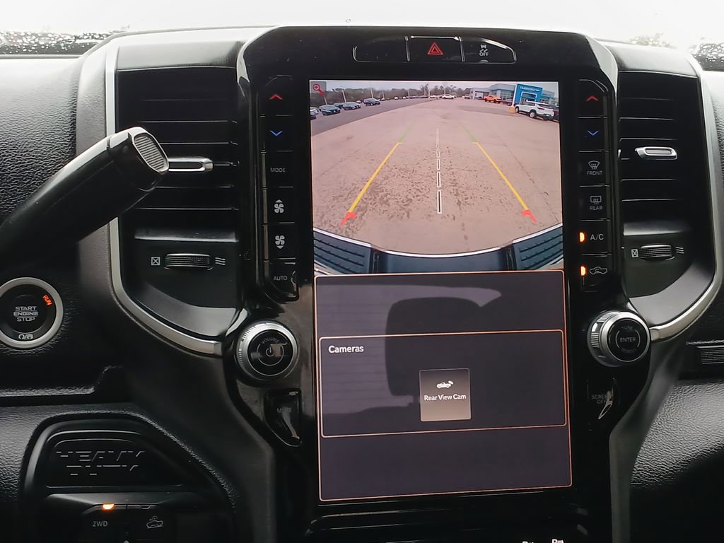 Used 2025 RAM 2500 Big Horn AWD/4WD image 15