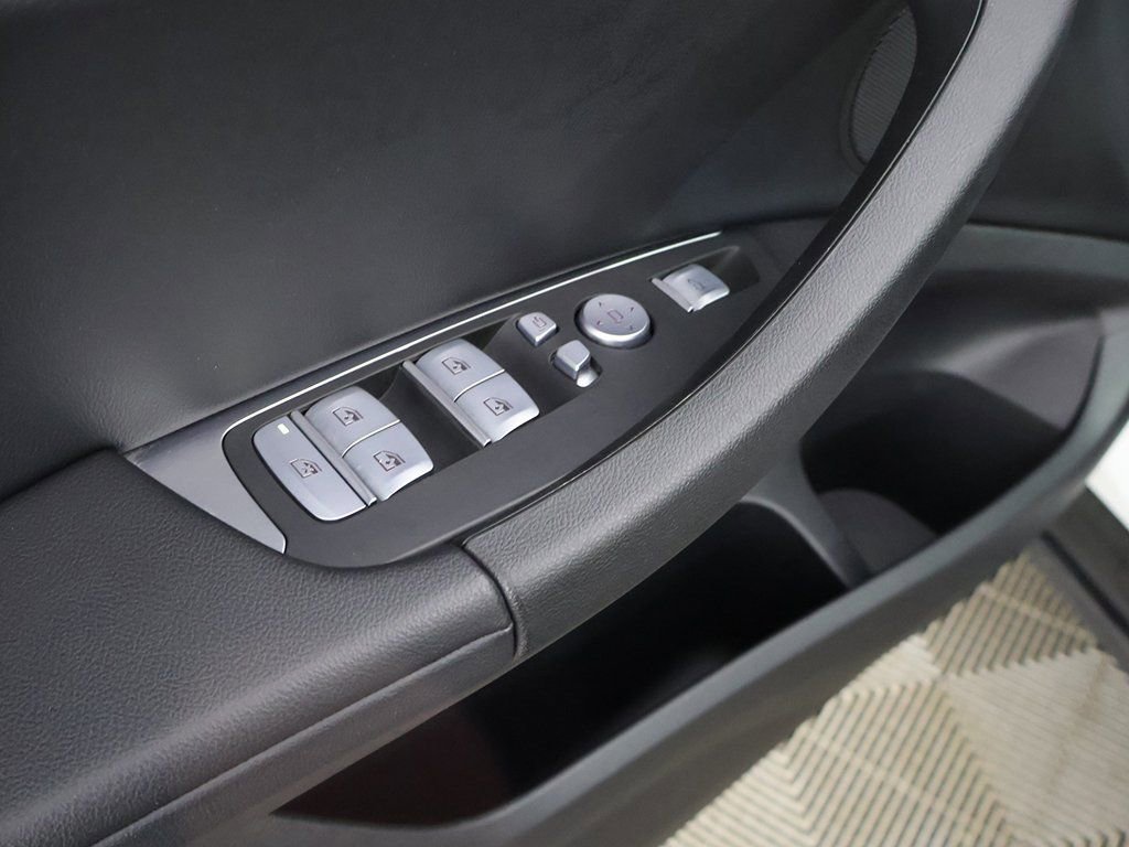 Used 2023 BMW X3 xDrive30i w/ Premium Essential Package image 40