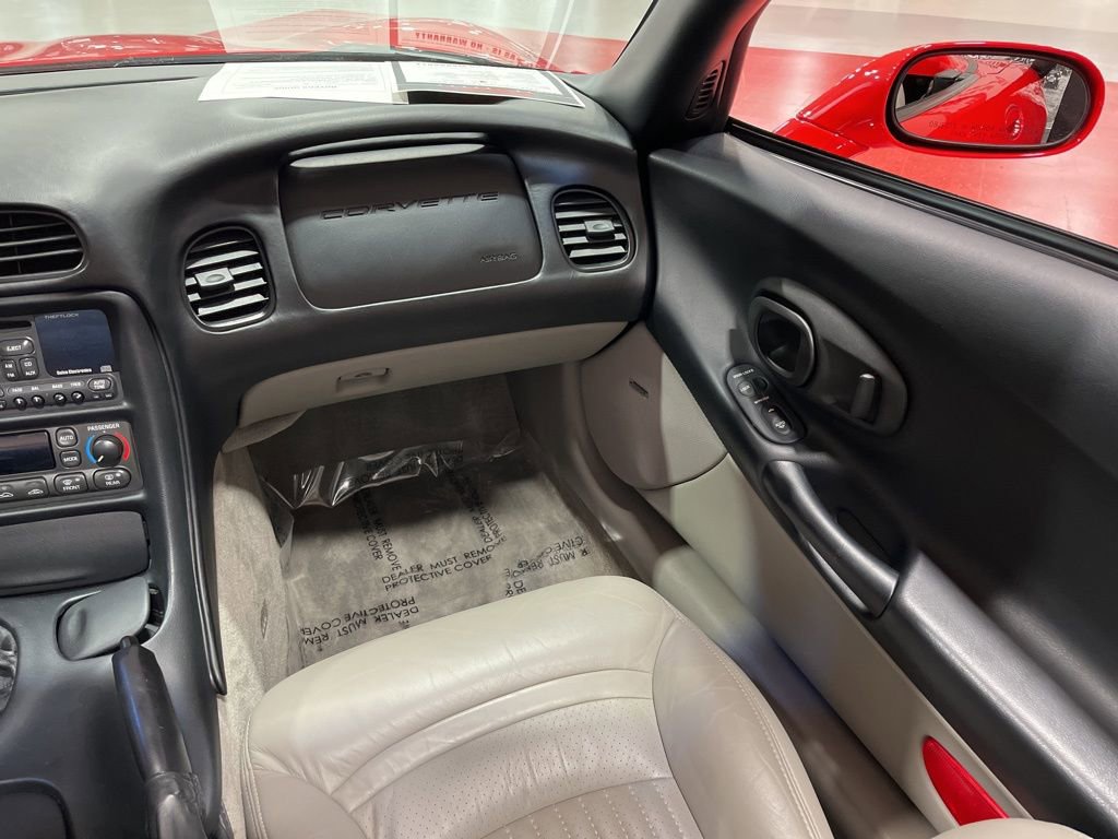 Used 1999 Chevrolet Corvette Convertible w/ Performance Handling Pkg image 20