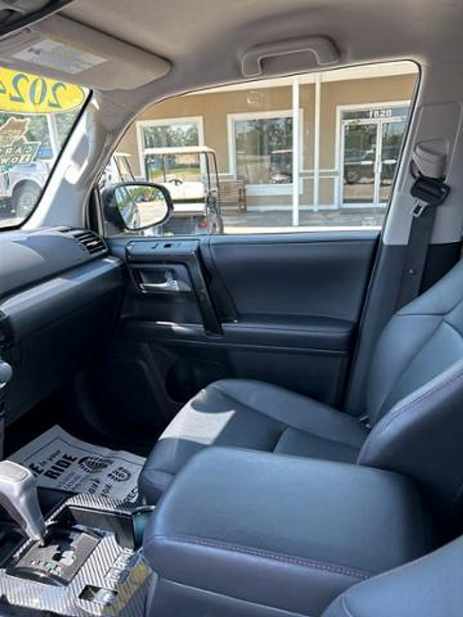 Used 2024 Toyota 4Runner TRD Off-Road Premium image 14