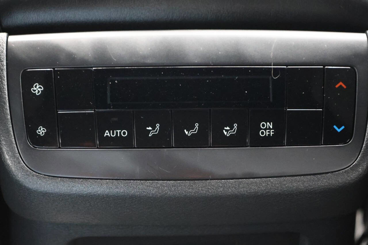 Used 2025 Nissan Pathfinder Rock Creek image 23