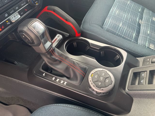 Certified 2025 Ford Bronco Heritage Edition AWD/4WD image 30