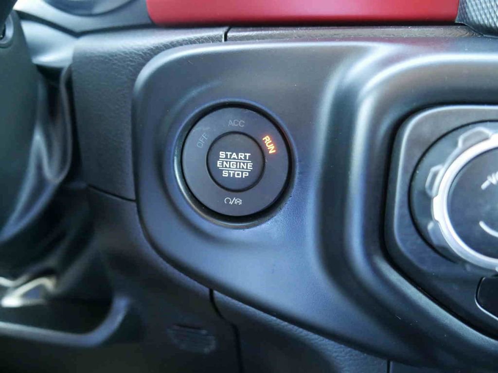 Used 2023 Jeep Wrangler Unlimited Rubicon w/ Steel Bumper Group image 35