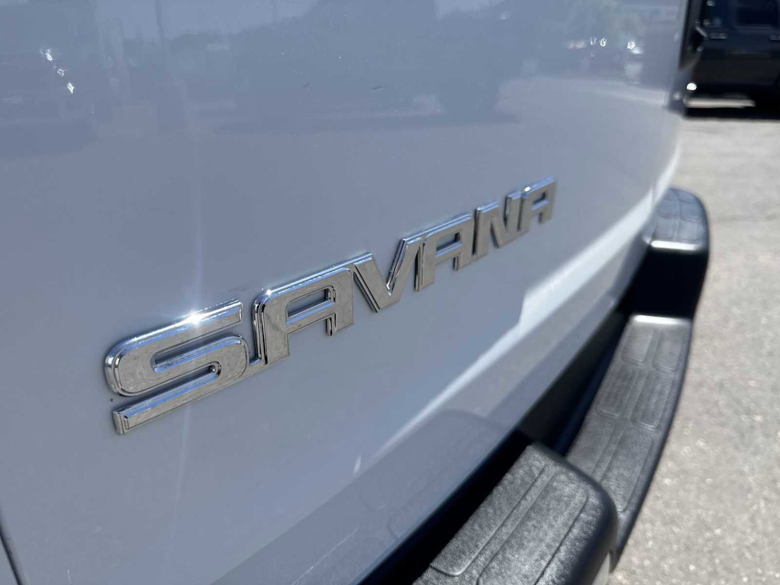 Used 2024 GMC Savana 2500 w/ Driver Convenience Package RWD image 11