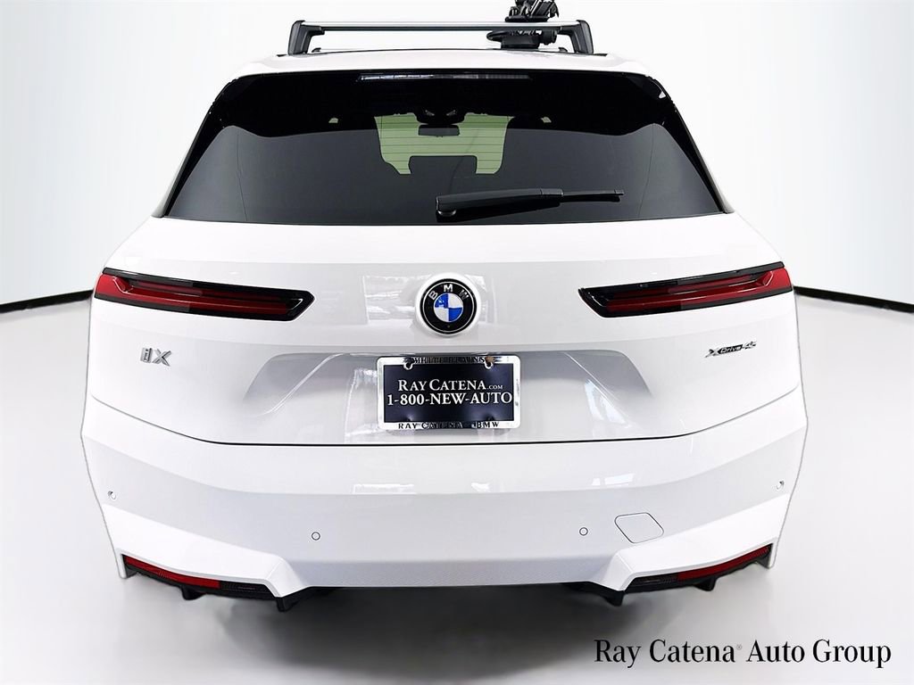 Used 2026 BMW iX xDrive45 image 6