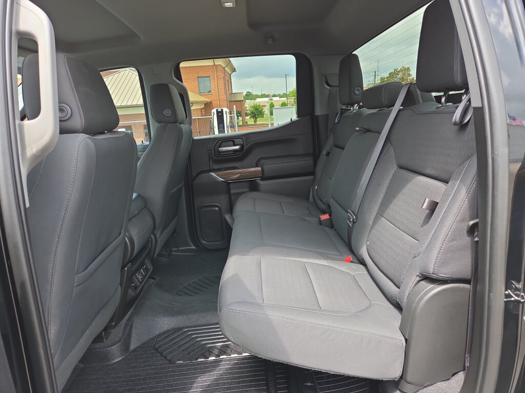 Used 2020 Chevrolet Silverado 1500 LT Trail Boss w/ Convenience Package AWD/4WD image 11