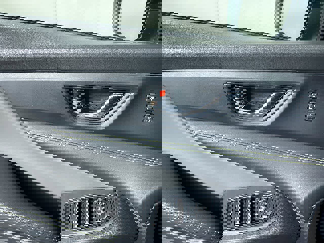 Used 2023 Subaru Ascent Onyx Edition Limited image 19